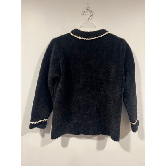 Women’s Design Inspired Fuzzy Pearl Button Cardigan Small Black Country Club - Picture 4 of 4